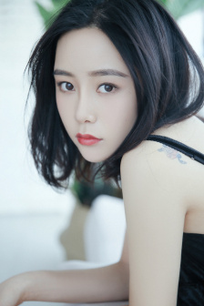 远山的红叶